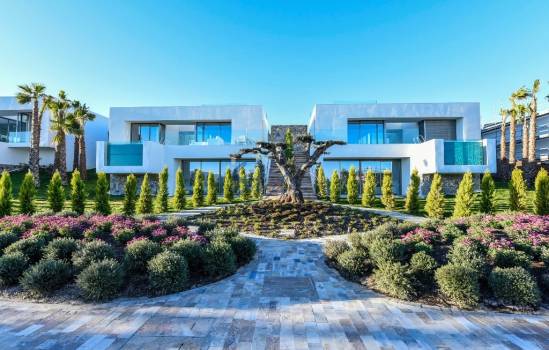 Comprar una casa en Las Colinas Golf, Costa Blanca