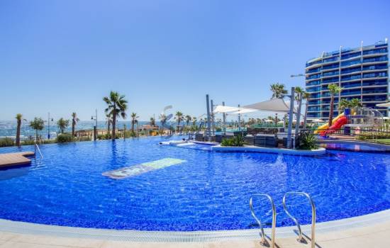 Comprar apartamento cerca de la playa en Punta Prima, Orihuela Costa, Costa Blanca