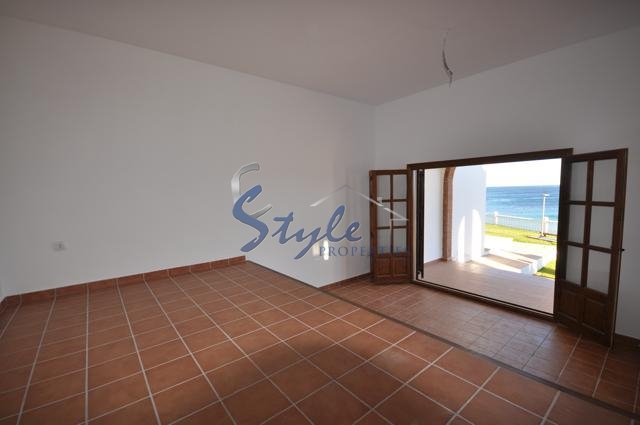 Nuevo - Apartamento - Campoamor