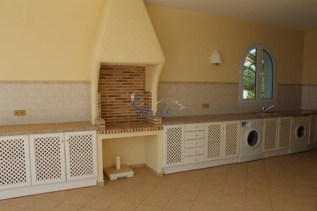 Luxury villa with private pool for sale in Benissa 301-7