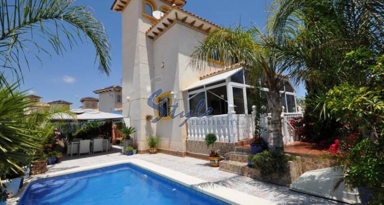 4 bedroom villa for sale in La Zenia, Costa Blanca, Alicante, Spain