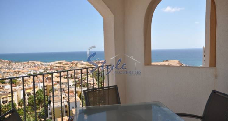 Apartment with sea views in Torrevieja