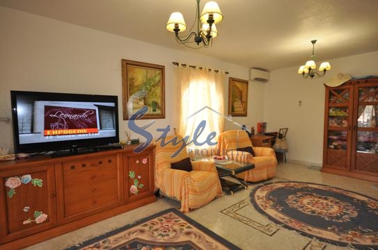 Resale - Villa - Villamartin