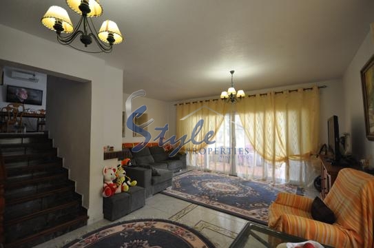 Resale - Villa - Villamartin