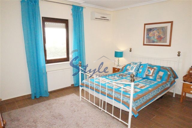 Resale - Villa - Los Montesinos