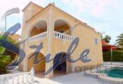 Villa en venta en Los Balcones, Costa Blanca 331-2