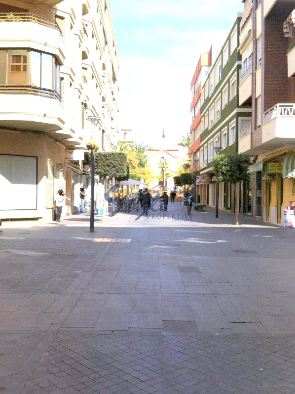 Comercial - Propiedad Comercial - Torrevieja  - Torrevieja