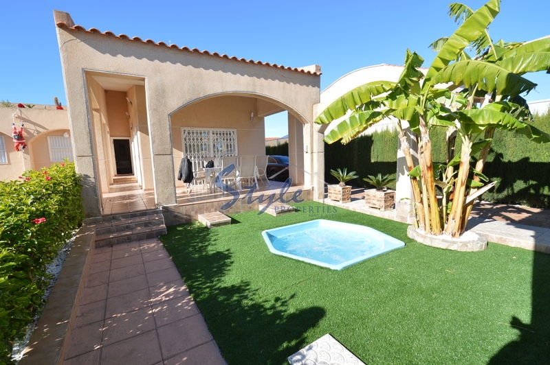 Resale - Villa - Los Balcones, Torrevieja - Los Balcones