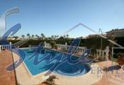 Resale - Villa - Villamartin