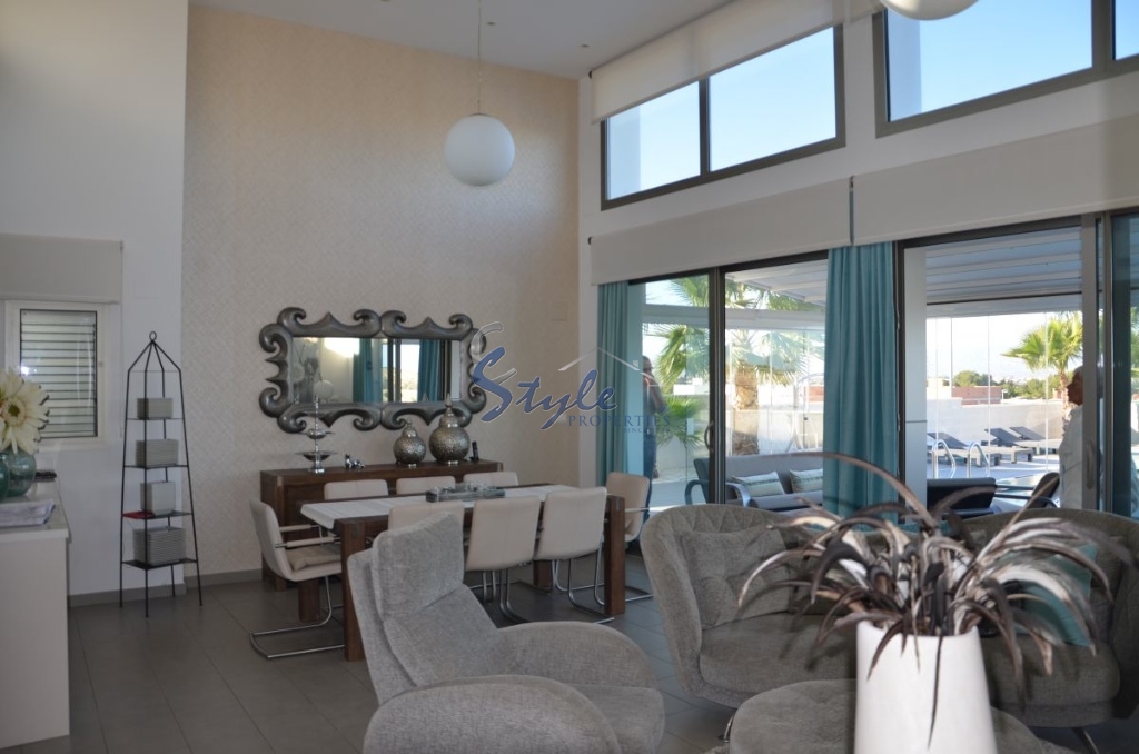 Chalet con piscina privada en Ciudad Quesada, Costa Blanca