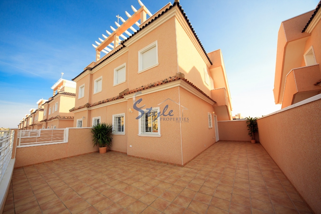 New build apartments for Sale in Punta Prima, Costa Blanca, Spain ON323A-2
