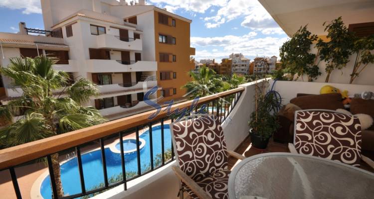 Apartment near the beach for sale in Punta Prima, Costa Blanca, Spain 038-1