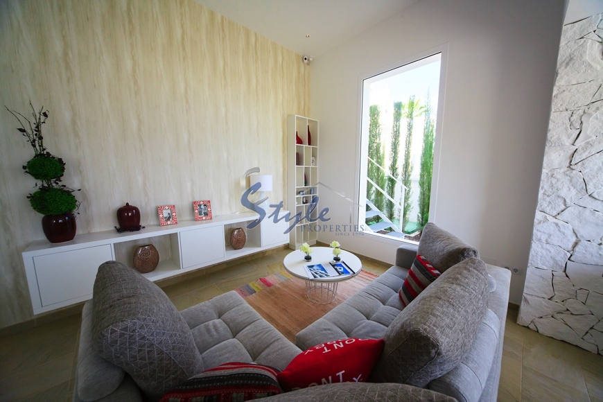 New detached villa for sale in Guardamar del Segura, Costa Blanca, Spain ON228-4