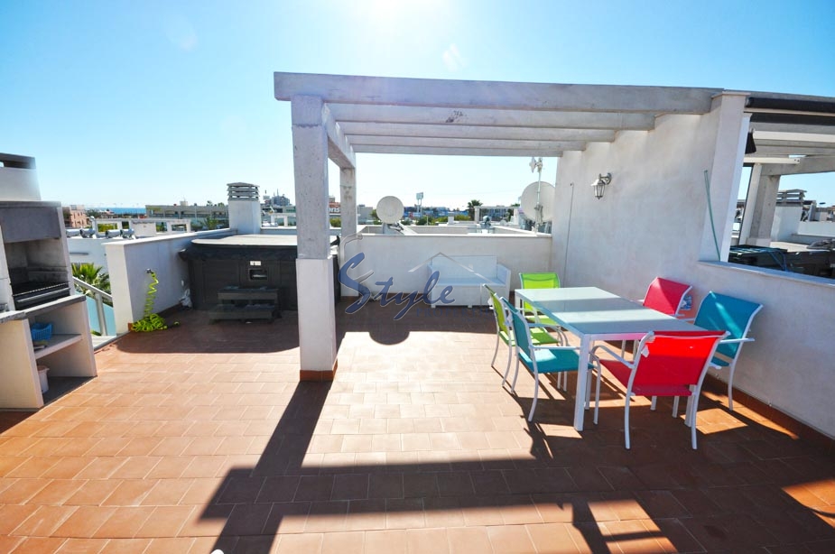 Top floor apartment for sale in Punta Prima, Costa Blanca, Spain 616-3