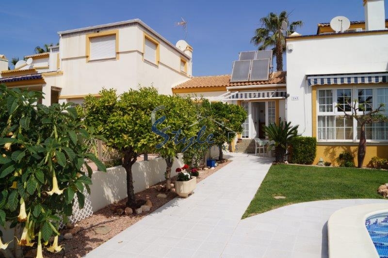 Resale - Villa - Playa Flamenca