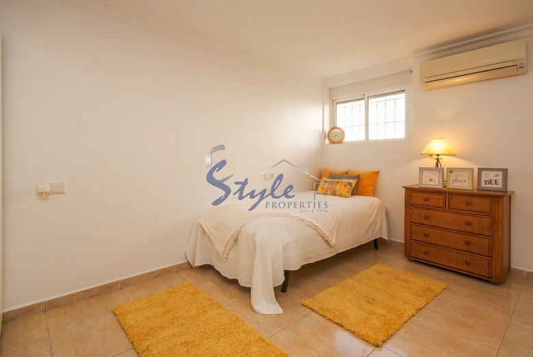 Resale - Villa - Playa Flamenca