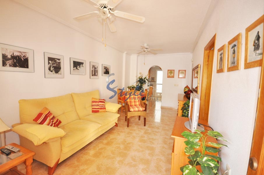 Apartment for sale in Punta Prima, Costa Blanca - living room