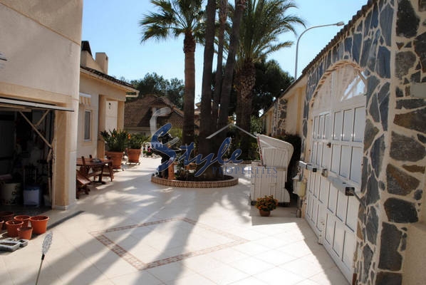 villa con piscina privada en Dehesa de Campoamor, Costa Blanca 416 -16