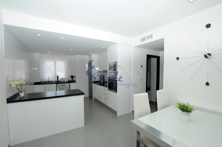 New build apartments for sale in Torrevieja, Costa Blanca, Spain ON494-6