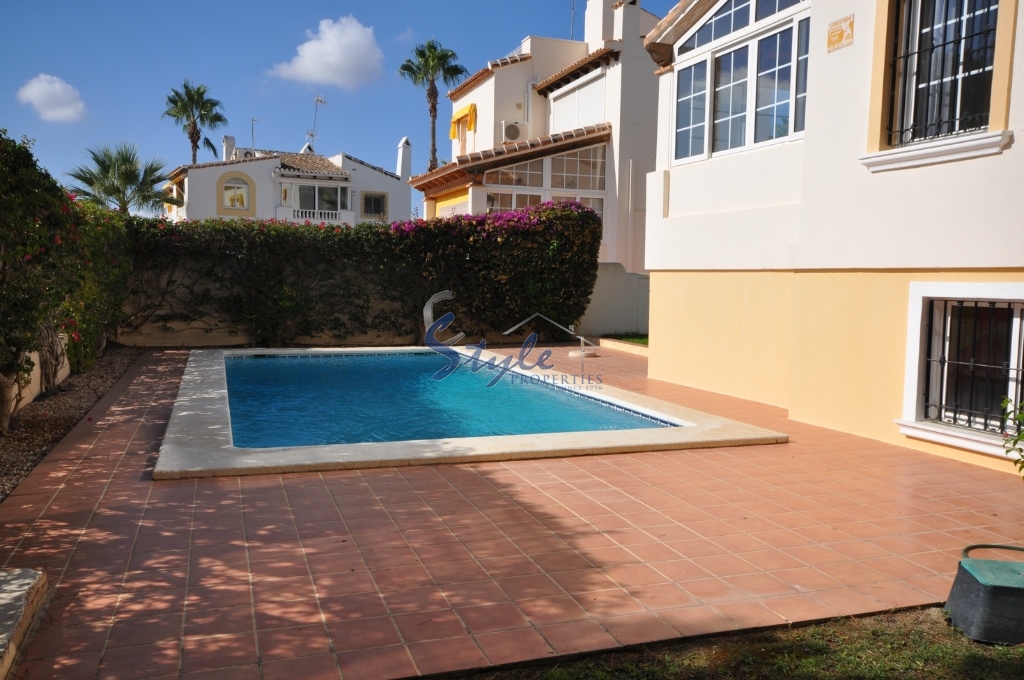 Reventa - Villa - Villamartin