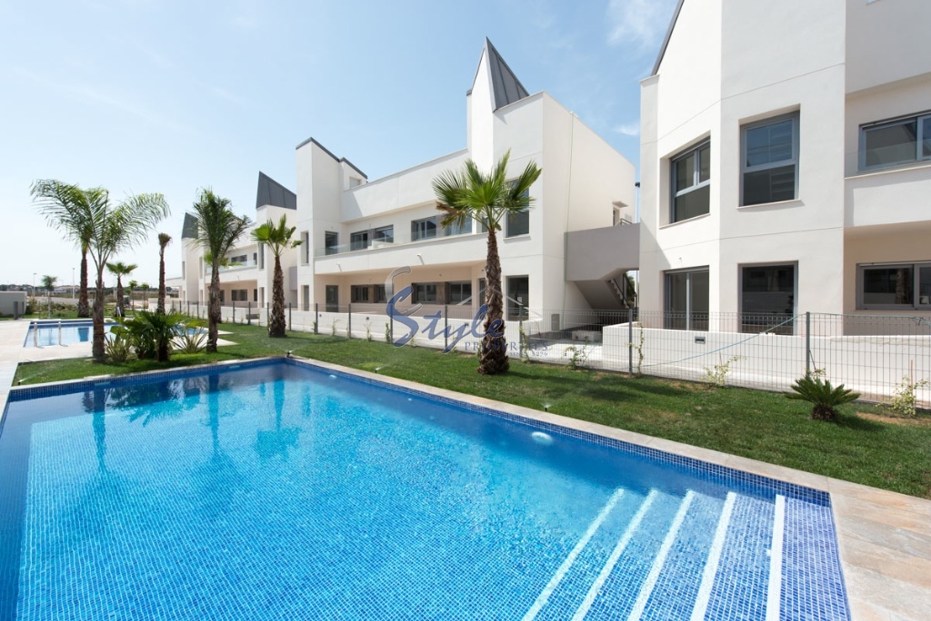 Obra nueva cerca al mar en Alicante, Torrevieja, Costa Blanca