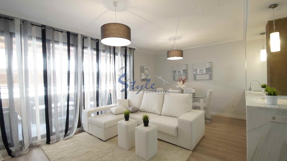 Resale - Apartment - Torrevieja - Playa De Los Náufragos