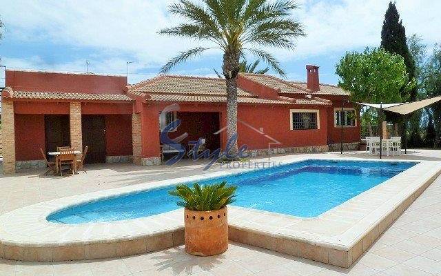 Villa for sale in Rojales, Costa Blanca - private pool