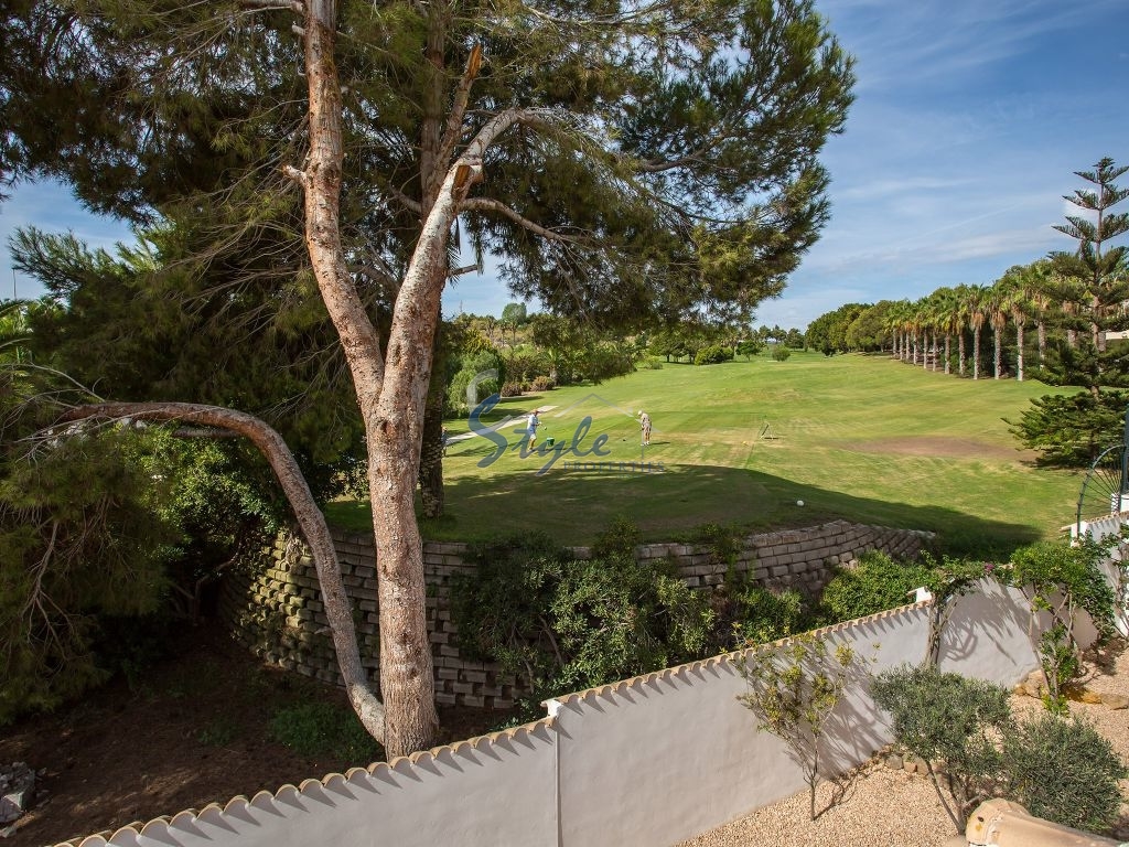 Resale - Villa - Campoamor Golf