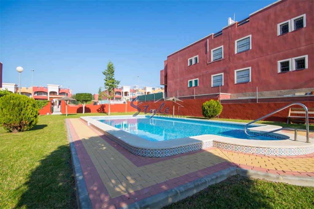 Resale - Apartment - Los Altos