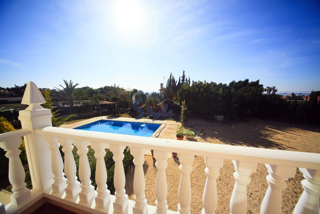 Resale - Villa - Santa Pola