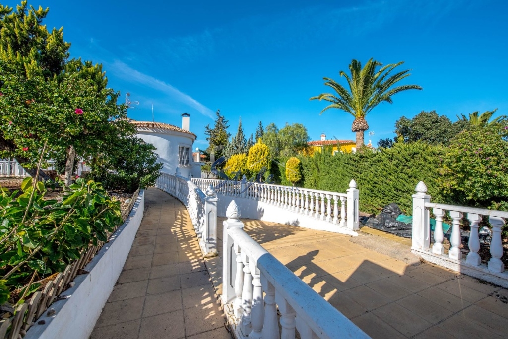 Resale - Villa - Los Balcones, Torrevieja - Los Balcones