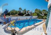 Resale - Villa - Villamartin