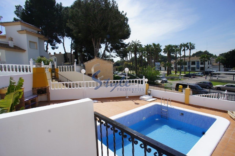 Resale - Villa - Villamartin