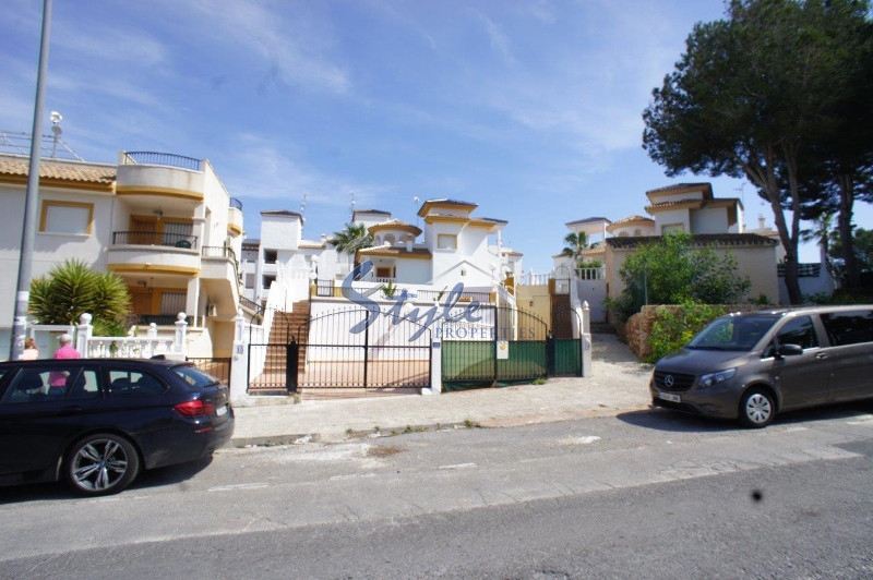 Resale - Villa - Villamartin