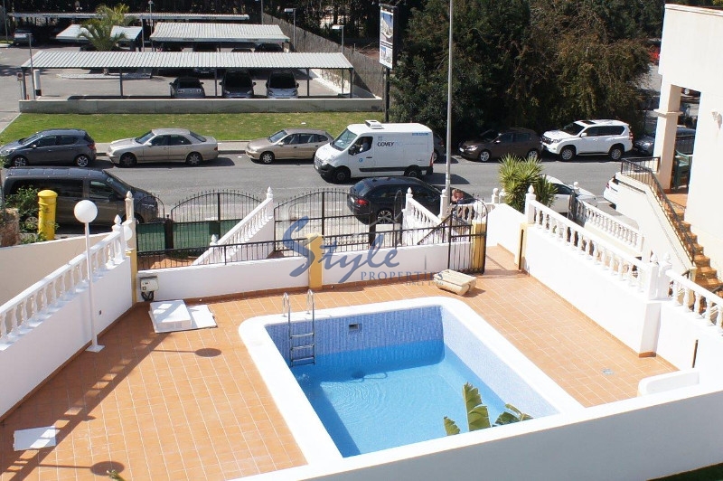 Resale - Villa - Villamartin