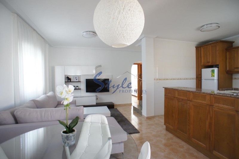 Resale - Villa - Villamartin