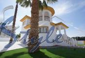 Resale - Villa - Villamartin