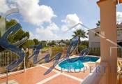 Resale - Villa - Villamartin