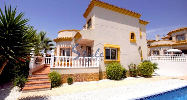 Reventa - Villa - El Raso, Guardamar