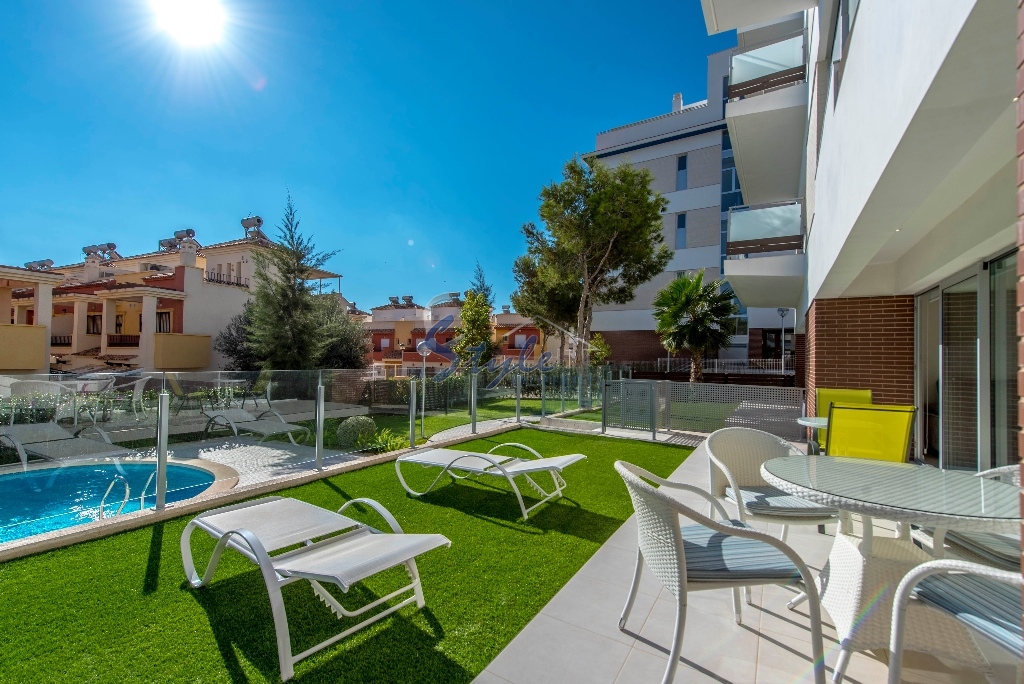 Alquiler corta estancia - Apartamento - La Zenia