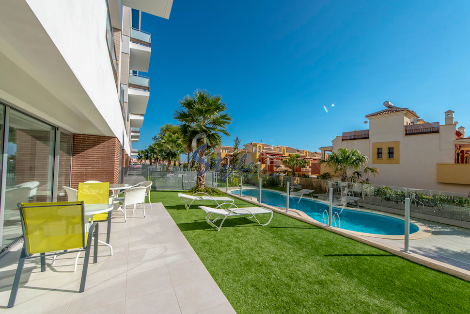 Nuevo - Apartamento - Villamartin