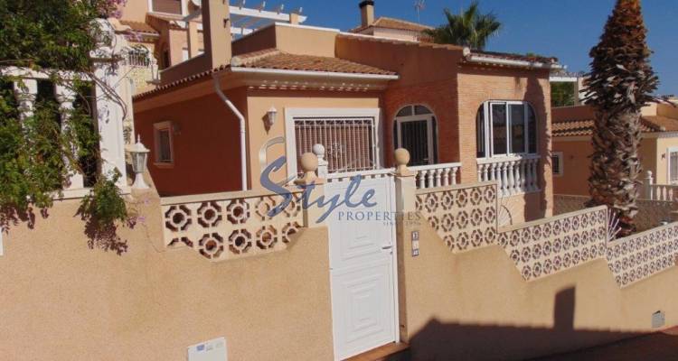 Reventa - Villa - Villamartin - Blue Lagoon