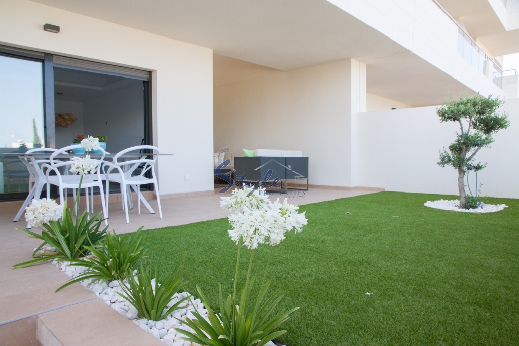 Nuevo - Apartamento - Villamartin