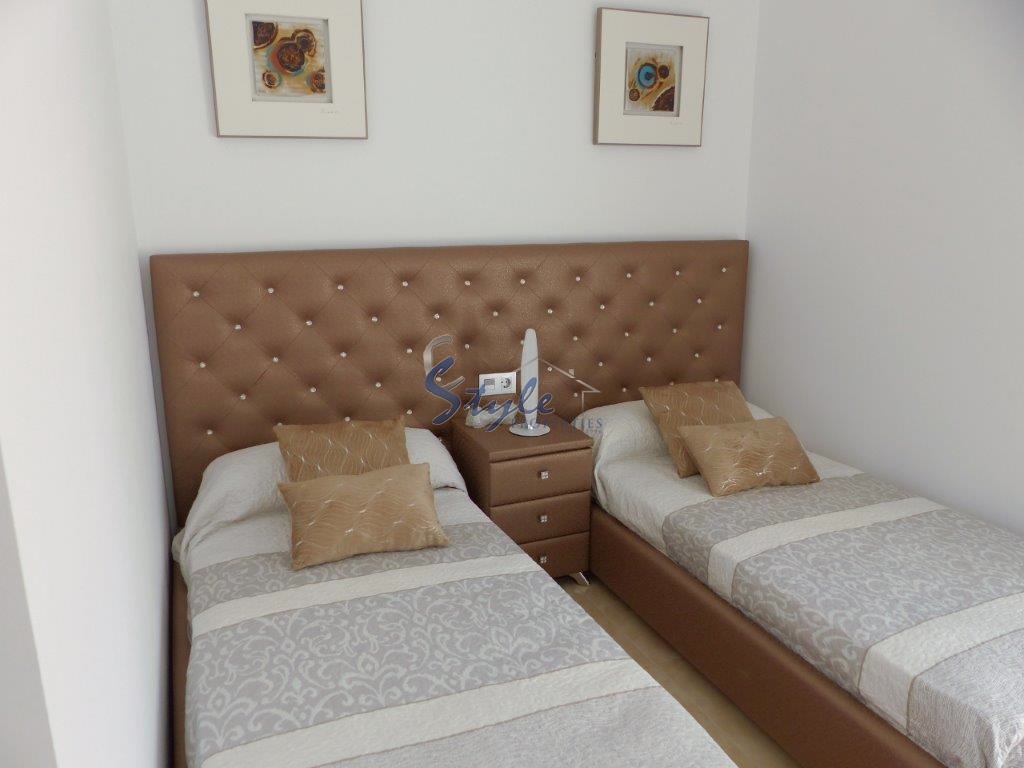 Nuevo - Apartamento - Villamartin