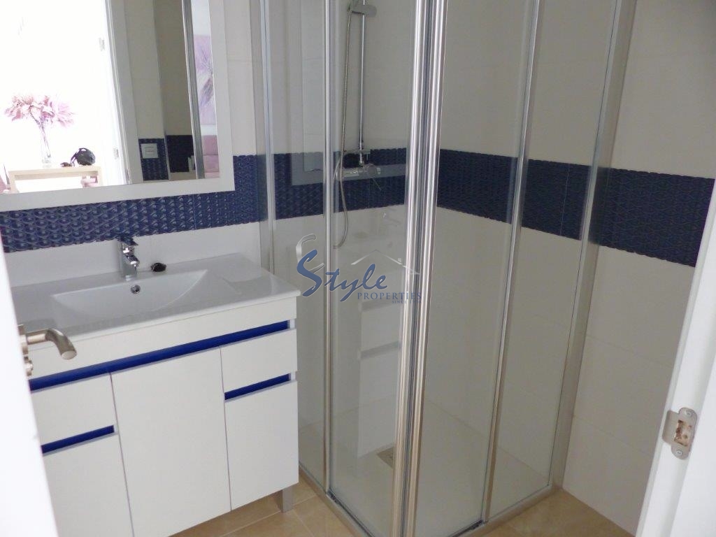 Nuevo - Apartamento - Villamartin