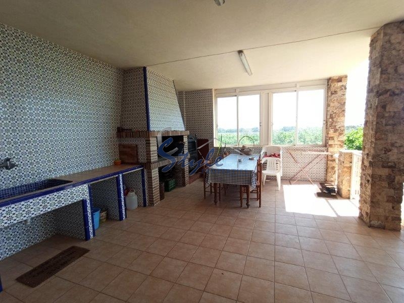 Buy 2-floors country house with large pool in San Miguel de Salinas and close to the beach. ID 4078