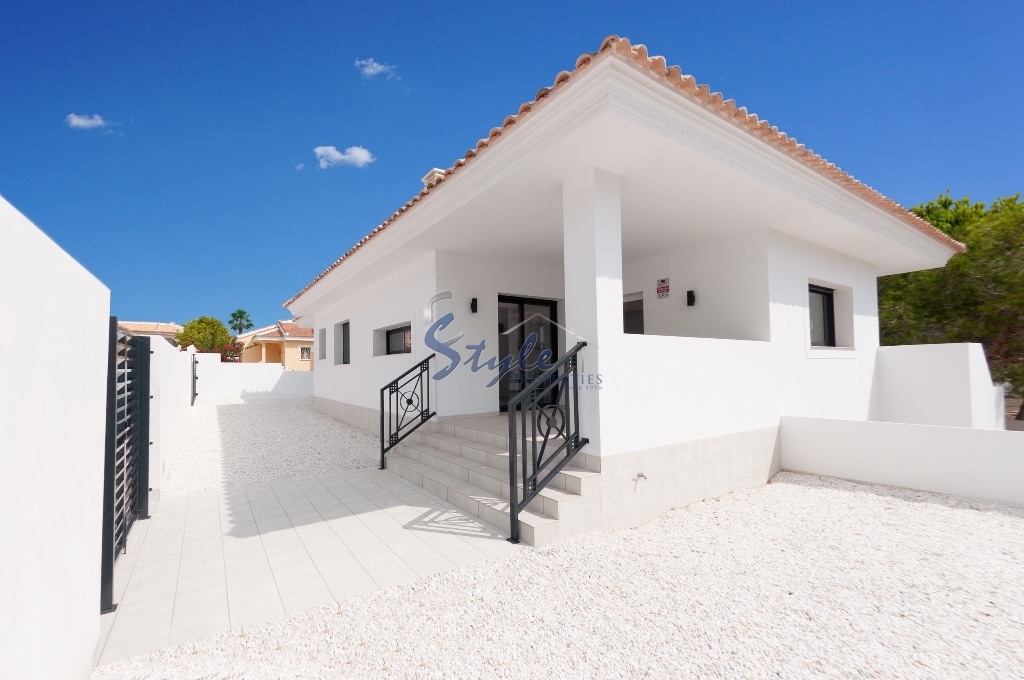 Key-Ready Villa for sale in Quesada, Costa Blanca, Spain