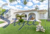 Resale - Villa - Punta Prima