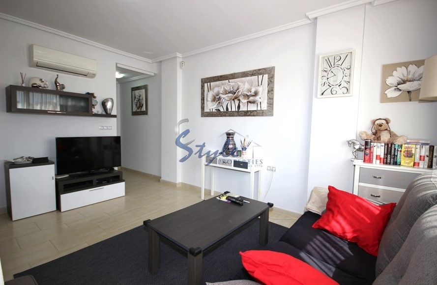 Buy apartment close to the sea in Torrevieja, Costa Blanca. ID: 4888