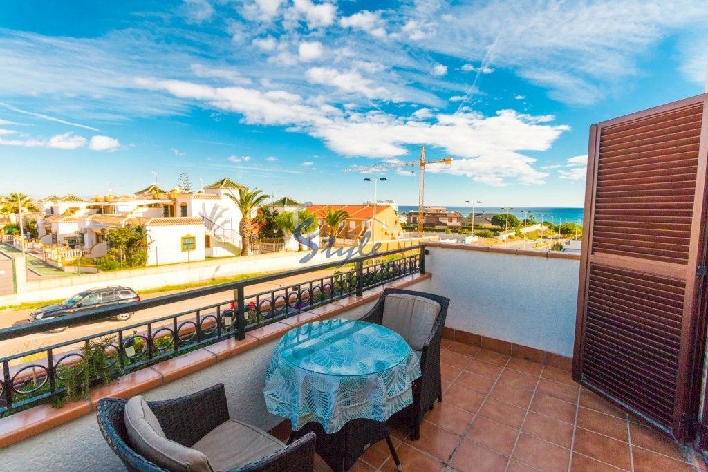 Buy first floor bungalow in Costa Blanca close to sea in La Mata, Azul Beach II. ID: 4976
